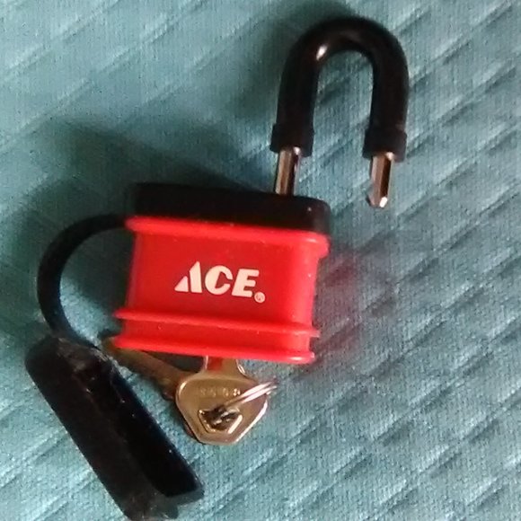ACE Padlock - Picture 6 of 8